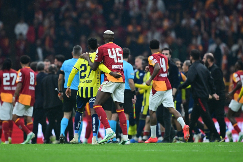 Derbide ortalık karışmıştı! Fenerbahçe'den kavgayla ilgili açıklama - Resim: 1