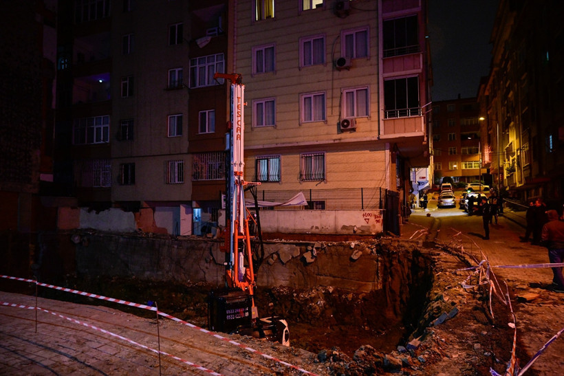 Bahçelievler'de 2 apartmanda gece yarısı büyük şok - Resim: 1
