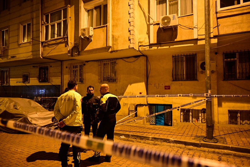 Bahçelievler'de 2 apartmanda gece yarısı büyük şok - Resim: 6