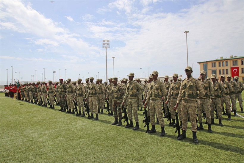 Türk Görev Kuvveti Komutanlığında mezuniyet heyecanı! - Resim: 3