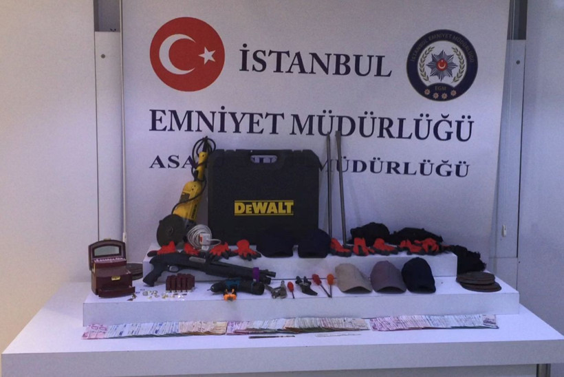 İstanbul'da sürüngenler çetesi çökertildi liderleri 37 yılı duyunca - Resim: 2