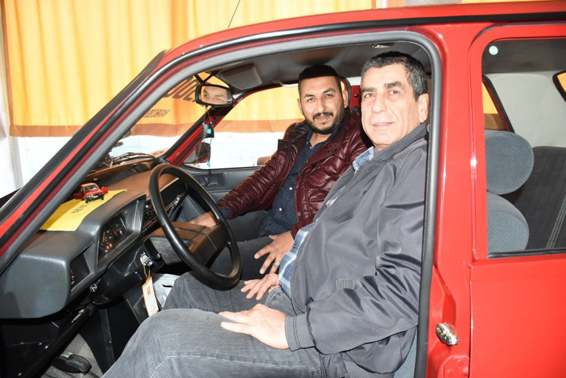 İzmir'de araba tutkunu 1996 model Toros'a 42 bin TL verdi - Resim: 1