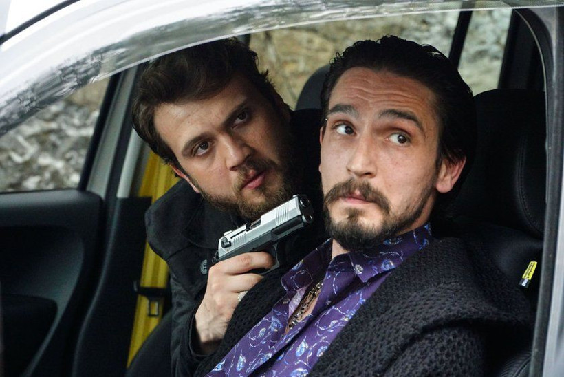 İmamoğlu'nu desteklediler diye Çukur dizisini... - Resim: 2