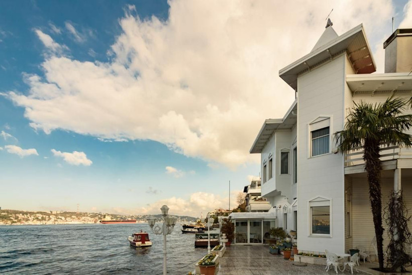 Fiyatı dudak uçuklattı! Boğaz’ın incisi 'Tarihi Kuleli Yalısı' satışa çıkarıldı - Resim: 1