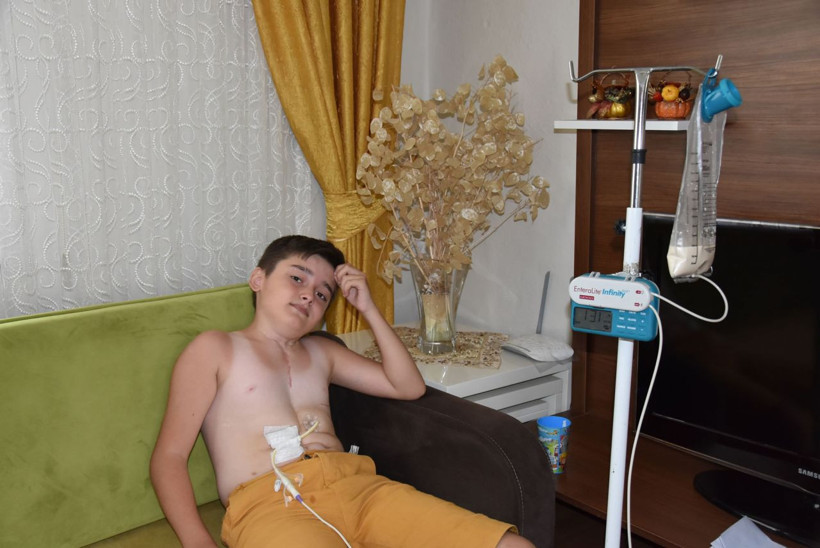 9 yılda 300 ameliyat geçirdi! Yeniden olması gerekiyor - Resim: 1