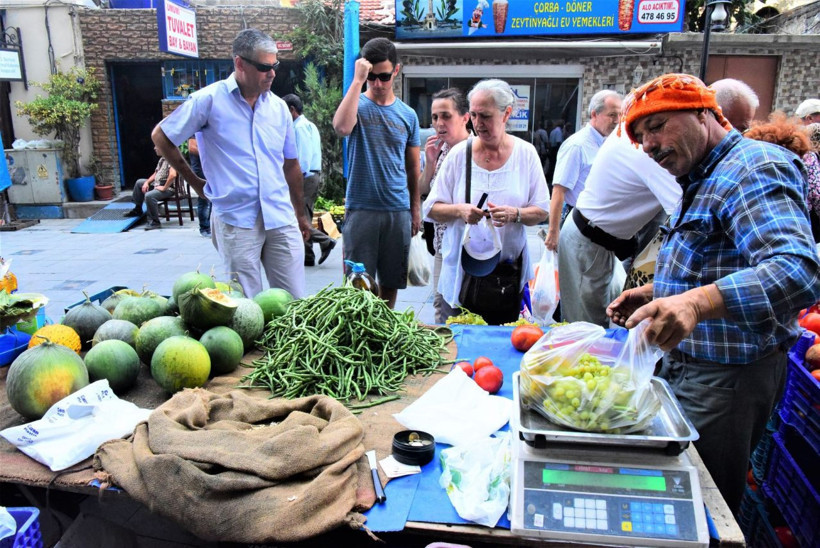 İzmir Büyükşehir Belediye Başkanı Soyer, Kadifekale'de üretici pazarı açıyor - Resim: 4