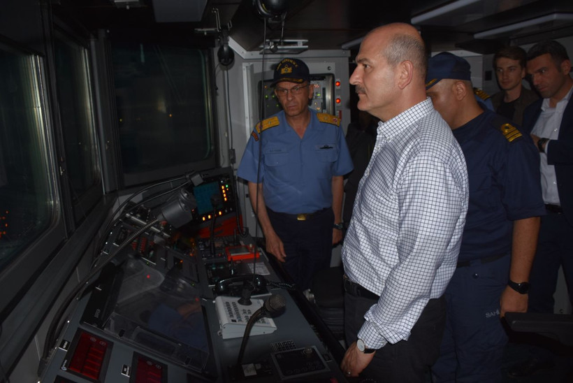 Bakan Soylu, TCS Dost Gemisiyle gece seyrine çıktı - Resim: 4