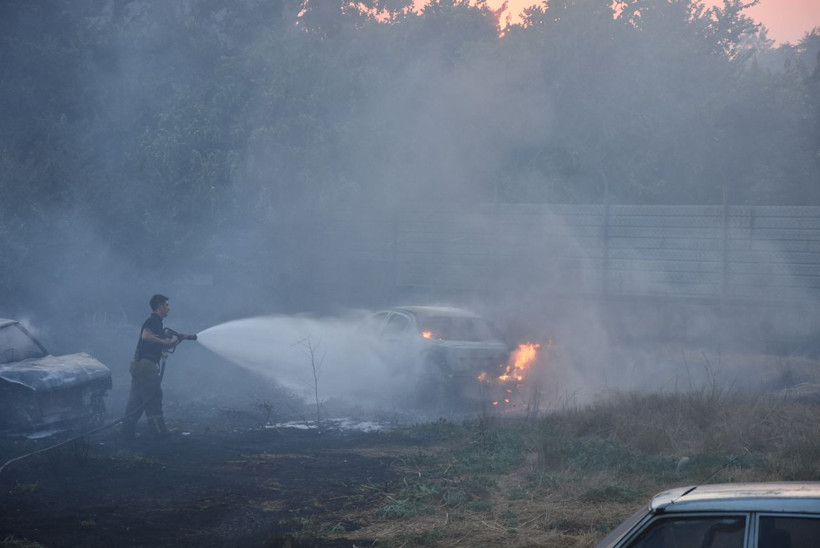 İzmir'de yediemin deposunda çıkan yangında araçlar kül oldu - Resim: 4