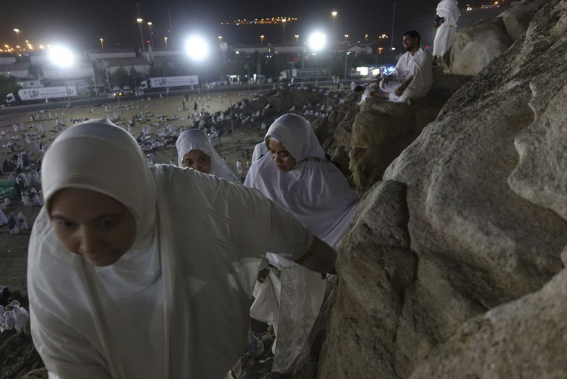 Diyanet İşleri Başkanı Ali Erbaş, Arafat'ta vakfe duası yaptı - Resim: 4