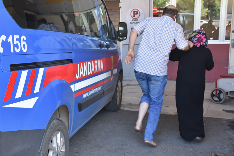 Acemi kasaplar iş başında! Kendi kulağını kesen bile var - Resim: 4