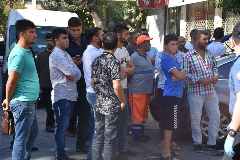 Zeytinburnu'nda 2 arkadaş arasındaki derbi tartışması kanlı bitti - Resim: 4