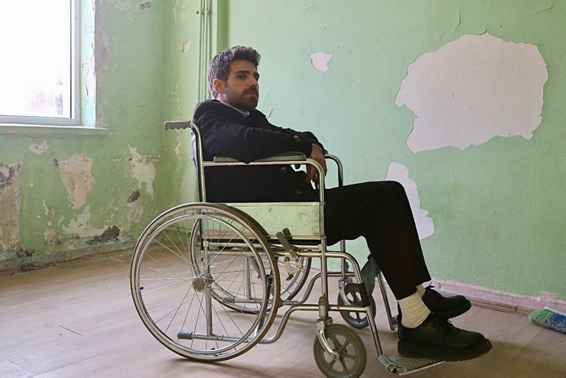 Aldatma ve soyunma itirafı geldi! Üç Kız Kardeş'in Somer'i açıkladı: Sevgilimin odasında.. - Resim: 4