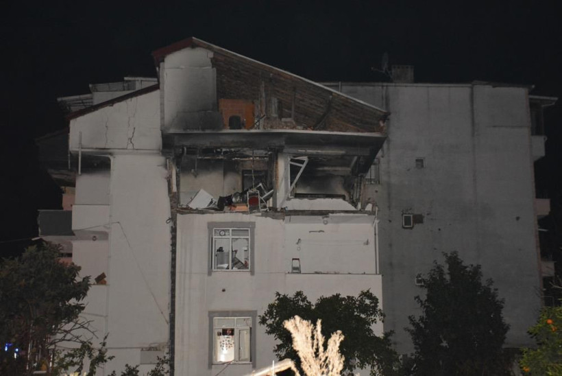 Kocaeli'deki patlamanın görüntüleri ortaya çıktı! Binanın üçüncü katı adeta yok oldu o anlar kamerada - Resim: 4