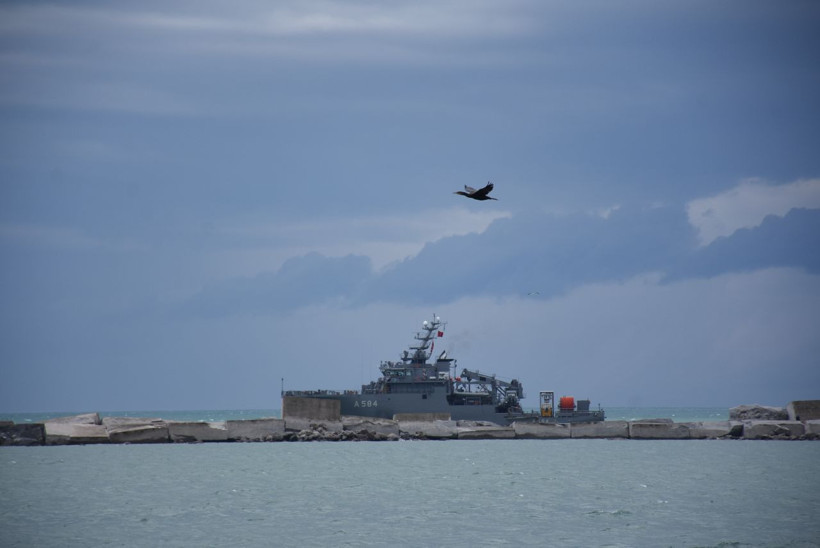 Zonguldak'ta batan geminin kayıp 7 personelini arama çalışmaları devam ediyor - Resim: 1