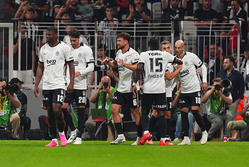 Beşiktaş'ta şok karar! 5 milyon euroluk yıldızın bileti kesildi: Takım bulamazsa... - Resim: 2