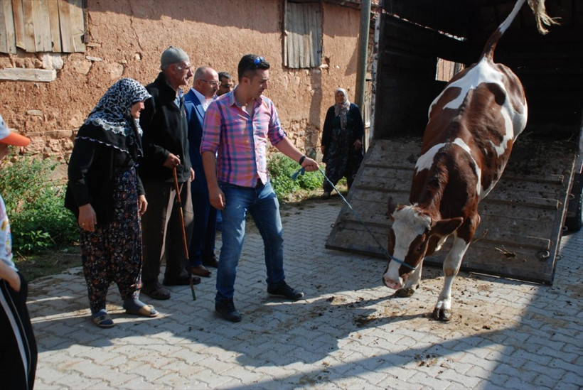 Kütahyalı yaşlı çift bu sefer mutluluktan ağladı - Resim: 3