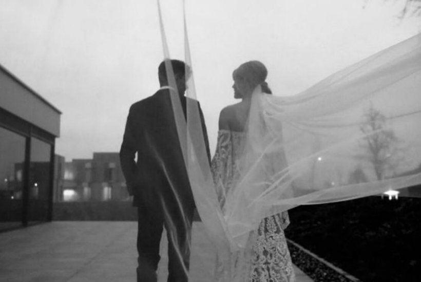 Enes Ünal Belçikalı nişanlısı Lisa Smellers ile evlendi - Resim: 1