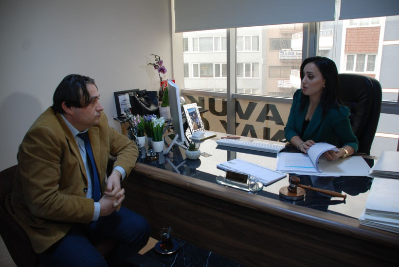 İzmir'de Tiktok'ta fazla zaman geçiren anneden velayet alındı! - Resim: 1