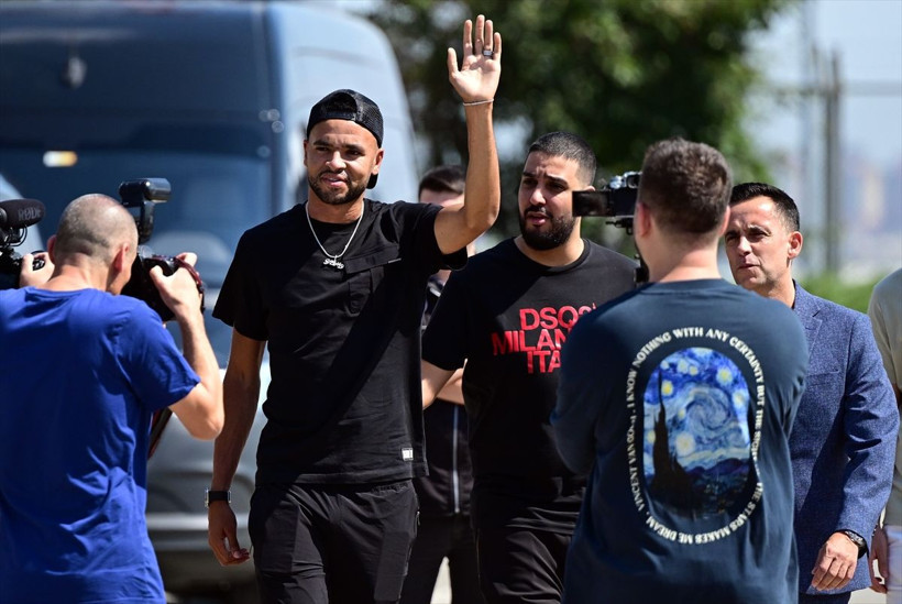 Fenerbahçe'nin yeni transferi Youssef En-Nesyri İstanbul'a geldi! Taraftarlar onu coşkuyla karşıladı - Resim: 1