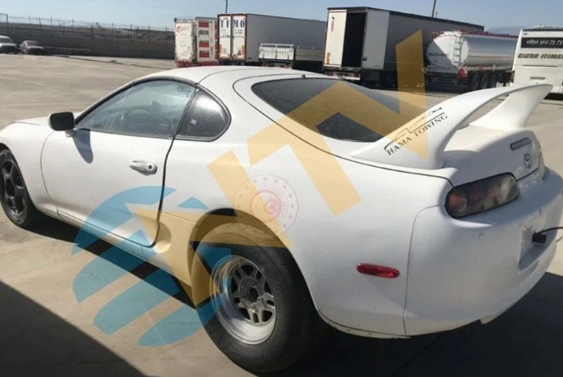 Herkes Toyota Supra'nın peşinde! Motoru ve şanzımanı yok, 30 milyon lira verdiler - Resim: 4