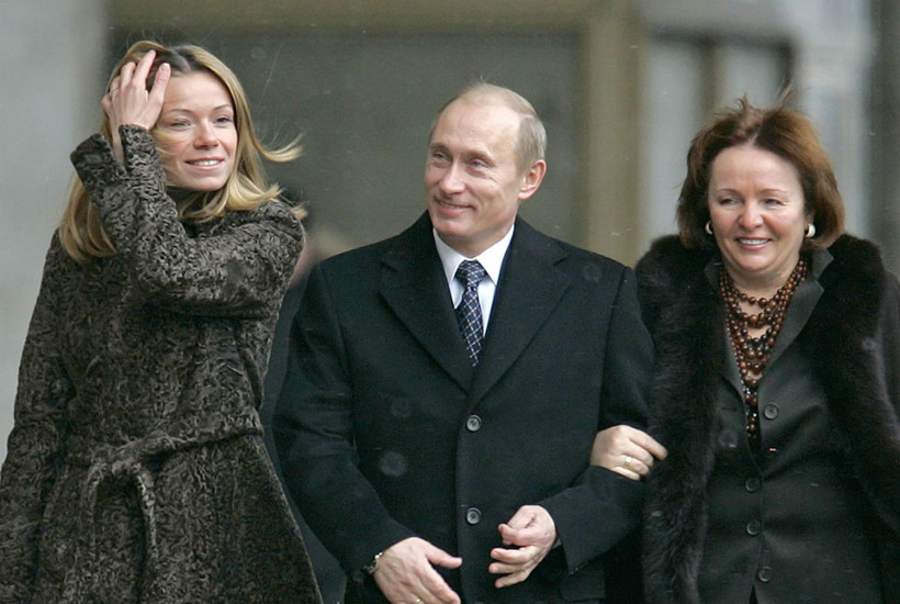 Ruslar iddia etti: Putin tüm ailesini nükleer savaştan korumak için yeraltı sığınağına taşıdı - Resim: 2