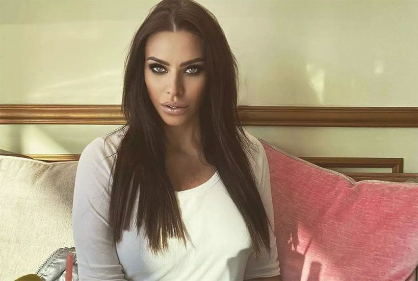 Katar Prensi'nin eşi yatakta ölü bulundu! 'Prens çocuklarıma cinsel taciz uyguluyor' demişti - Resim: 3