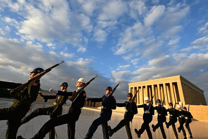 Anıtkabir'in şifreleri! Her bir ayrıntının özel bir anlamı var! İşte Anıtkabir'in gizemleri... - Resim: 3
