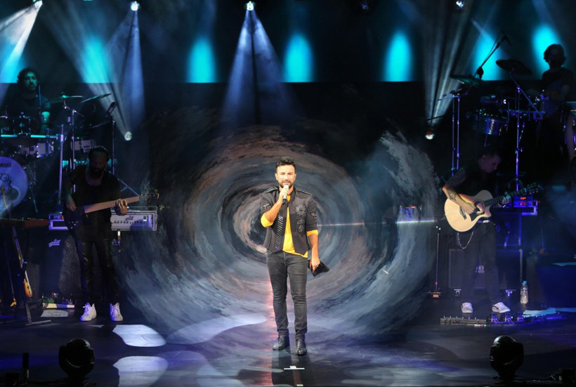 Tarkan konserinde olay açıklamalarda bulundu ''Sizlere...'' - Resim: 3