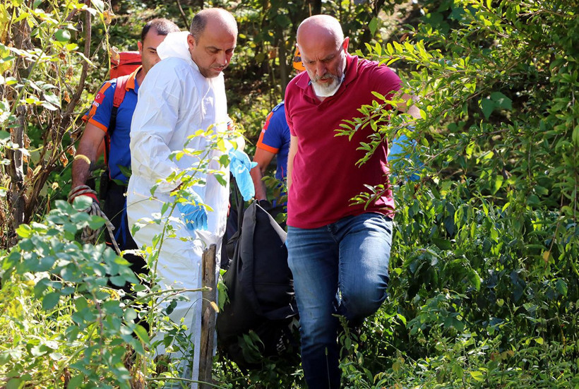 Zonguldak'ta komşusunu öldürdüğü iddiasıyla gözaltına alınan zanlı tutuklandı - Resim: 1