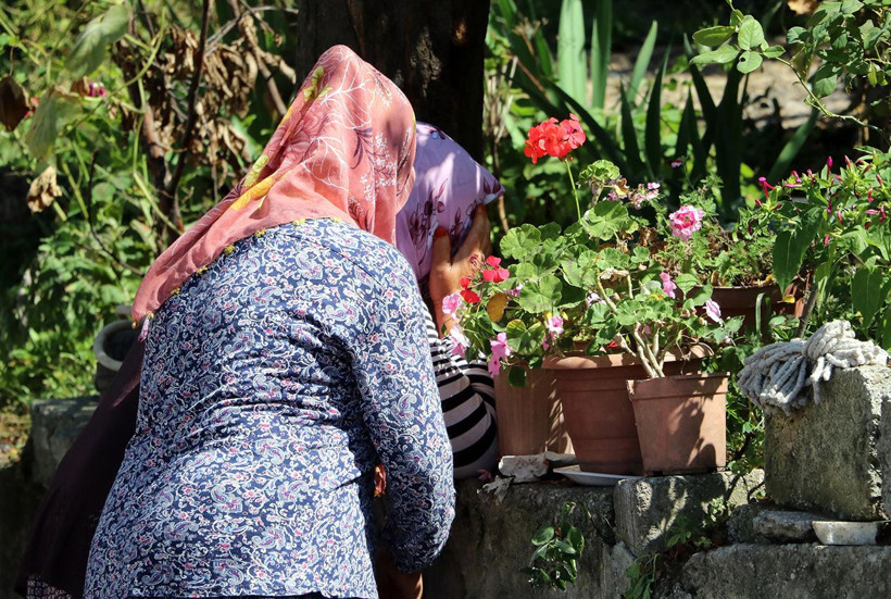 Zonguldak'ta komşusunu öldürdüğü iddiasıyla gözaltına alınan zanlı tutuklandı - Resim: 3