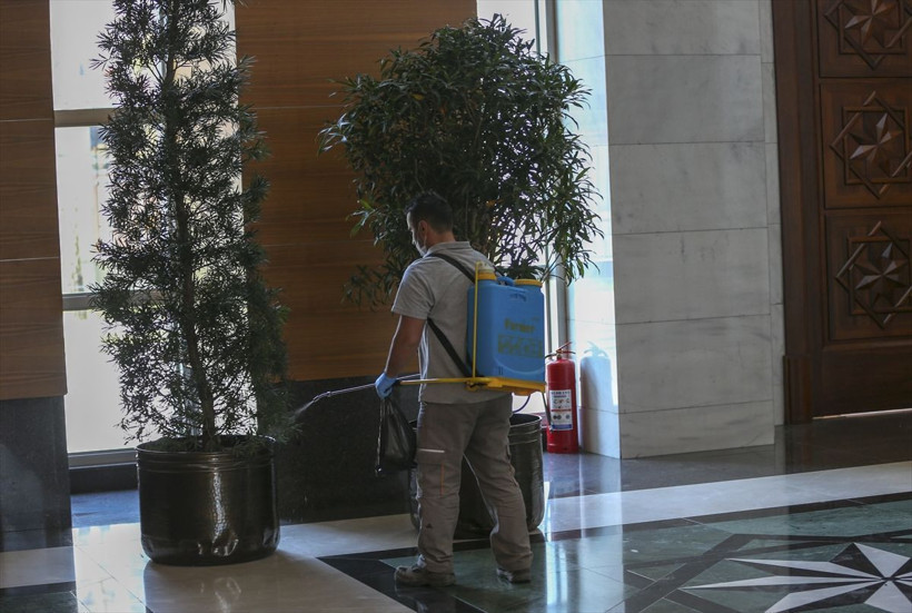 AK Parti Genel Merkezi koronavirüse karşı dezenfekte edildi - Resim: 4