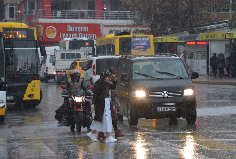 Meteoroloji'den sağanak fırtına ve kar alarmı! Kış resmen geri geldi - Resim: 3