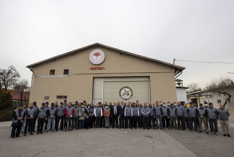 Kapısından mühendis olarak girdiği kurumu 40 yıl sonra bakan olarak ziyaret etti - Resim: 1