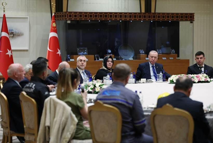 Cumhurbaşkanı Erdoğan, işçi ve işveren temsilcilerini kabul etti - Resim: 4
