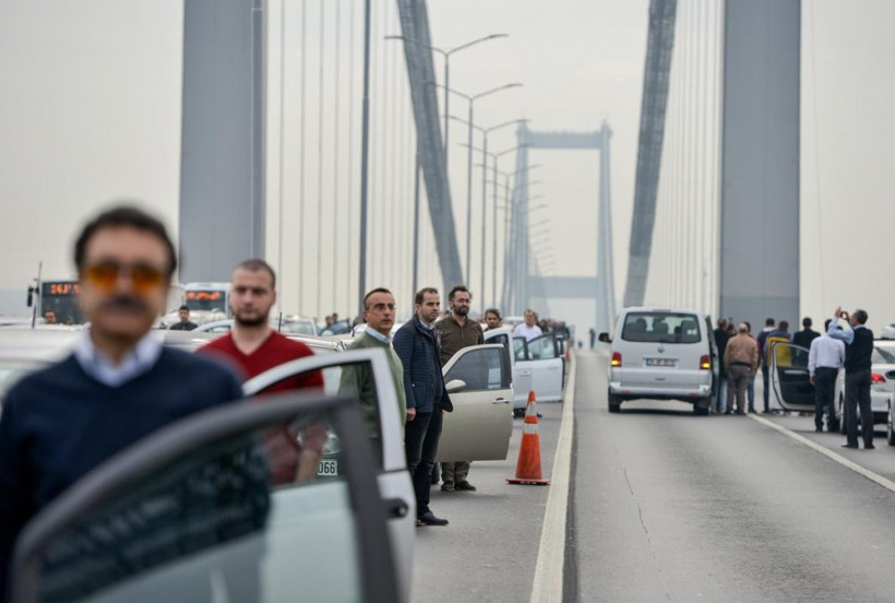 Saat 09.05'te çekildi Türkiye 1 dakika durdu - Resim: 4
