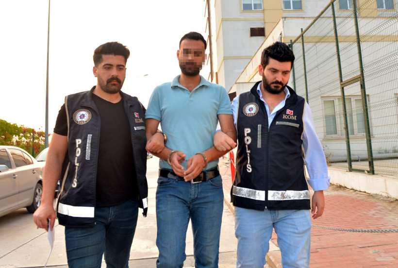 Adana'da çete liderinin pitbull köpeklerle koruduğu villaya polis baskını - Resim: 2