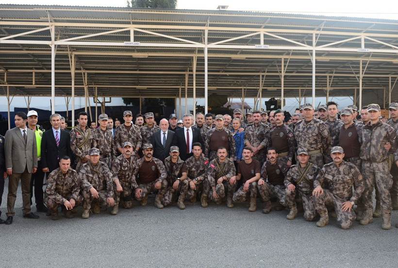 Özel harekatçılar dualarla Barış Pınarı Harekatı'na uğurlandı - Resim: 1