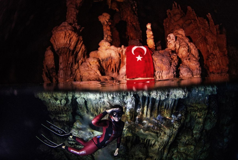 Şahika Ercümen dünya rekoru kırdı asker selamını çaktı - Resim: 3