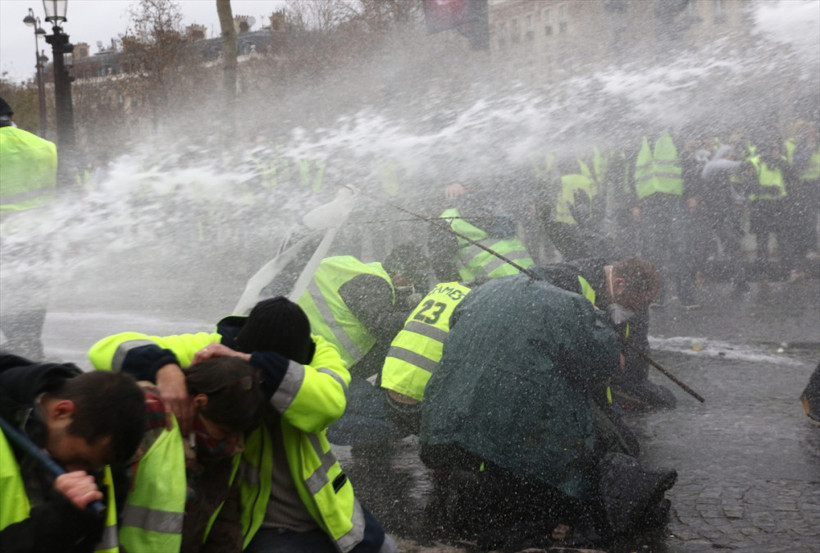 Fransa büyük eyleme hazırlanıyor! 90 bin polis sokağa inecek - Resim: 2