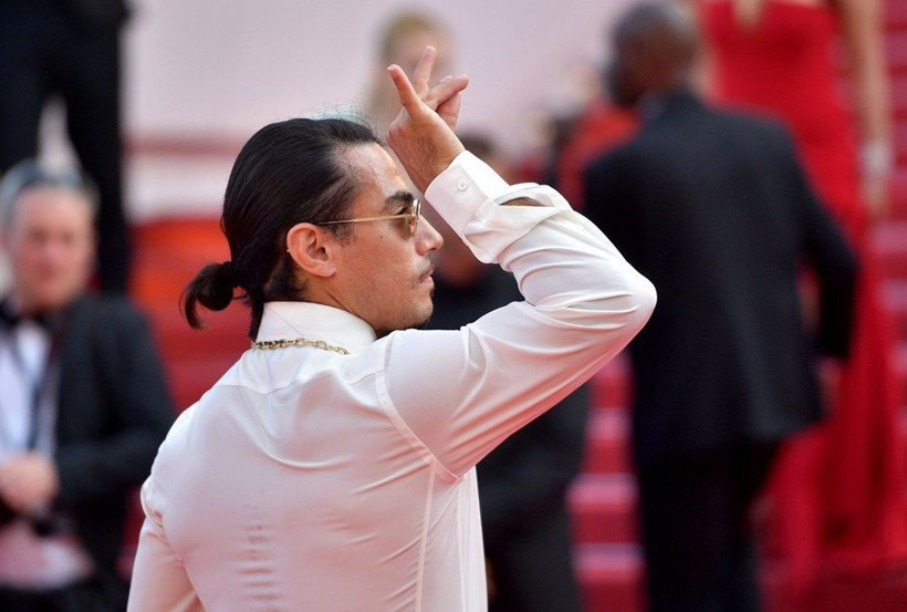 Kolye ve ayakkabısı olaydı Nusret'in Cannes Film Festivali'ndeki haline bakın - Resim: 1