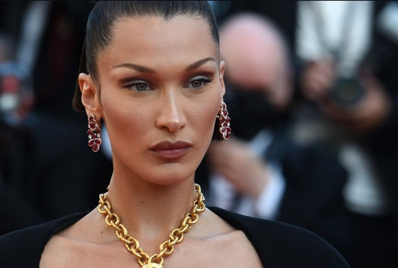 Ünlü model Bella Hadid gönülleri fethetti! Depremzedeler için yardım kutuları hazırladı - Resim: 2