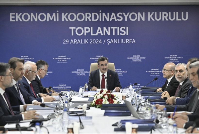 Asgari ücret için ara zam olacak mı? Cevdet Yılmaz ilk sinyali verdi - Resim: 1