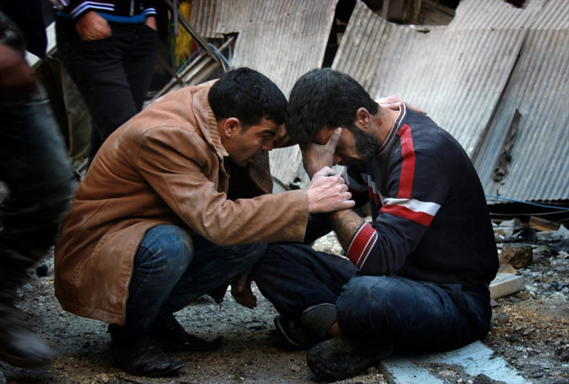 Rus uçakları pazar yerini bombaladı - Resim: 3