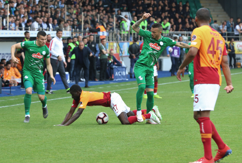 Serkan Çınar için olay yorum: Utanmalısın insan içine çıkmamalısın - Resim: 4