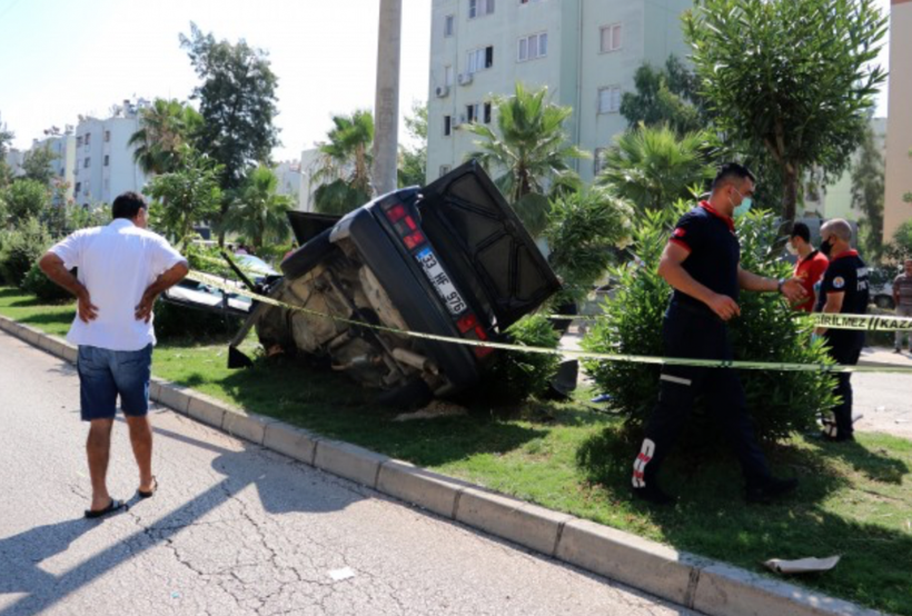 YKS'ye yetişmeye çalışan kız kardeşler trafik kazası geçirdi - Resim: 3