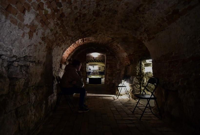 Ukrayna'da sirenler susmuyor! Halk sığınaklara akın etti: Yürek burkan kareler... - Resim: 1