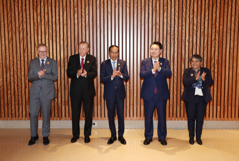 G20 Liderler Zirvesi'nden dikkat çeken fotoğraflar! Cumhurbaşkanı Erdoğan'dan "İslam düşmanlığıyla mücadele" mesajı - Resim: 4