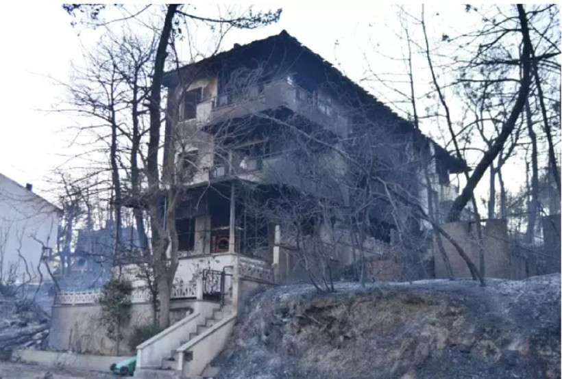 Çanakkale yangını en gözde semti yok etti villalar ve arabalar küle döndü - Resim: 2