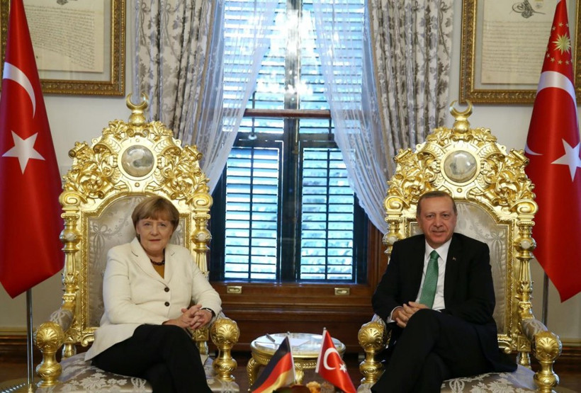 Erdoğan - Merkel görüşmesinden özel kareler - Resim: 2