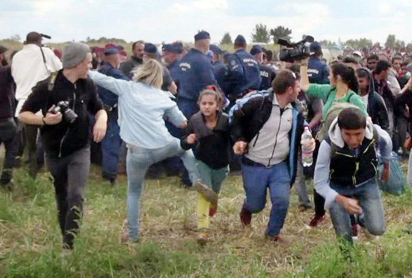 Sığınmacılara tekme atan kameramanın cezası onandı - Resim: 3